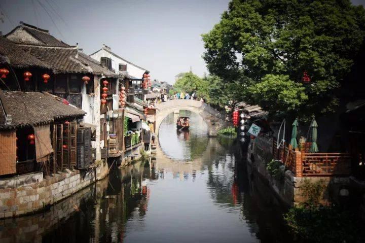 甬舟铁路金塘海底隧道宁波侧盾构工作井建成